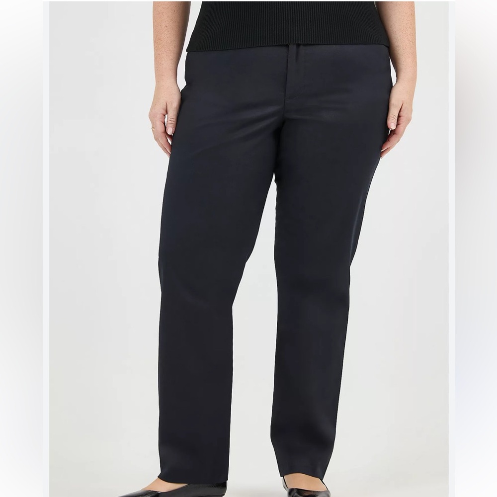 Lee Women's Classic Black Wrinkle Free Pants